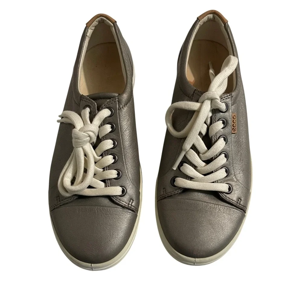 ECCO Women's 6 Soft 7 Sneaker Leather Walking Shoe Lace Up Metallic Stone